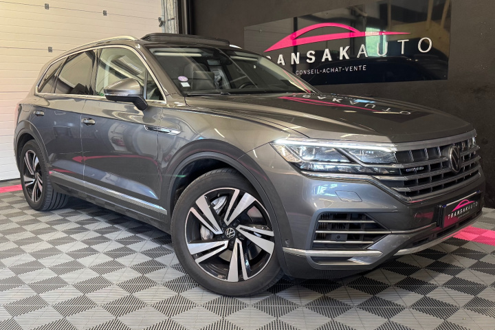 VOLKSWAGEN TOUAREG