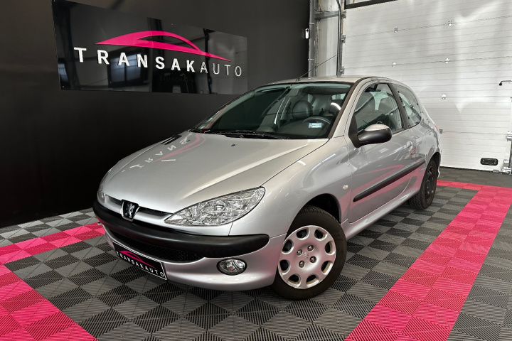 PEUGEOT 206