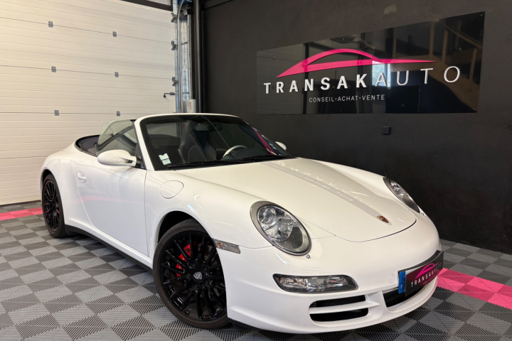 PORSCHE 911 CARRERA 4 CABRIOLET 997
